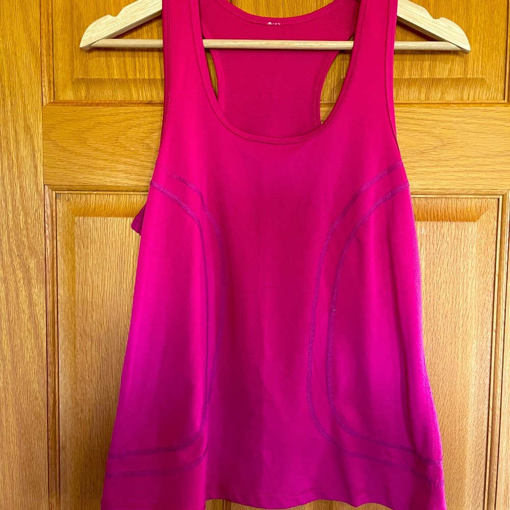 Swiftly Tech Racerback Tank Top *Silverscent*